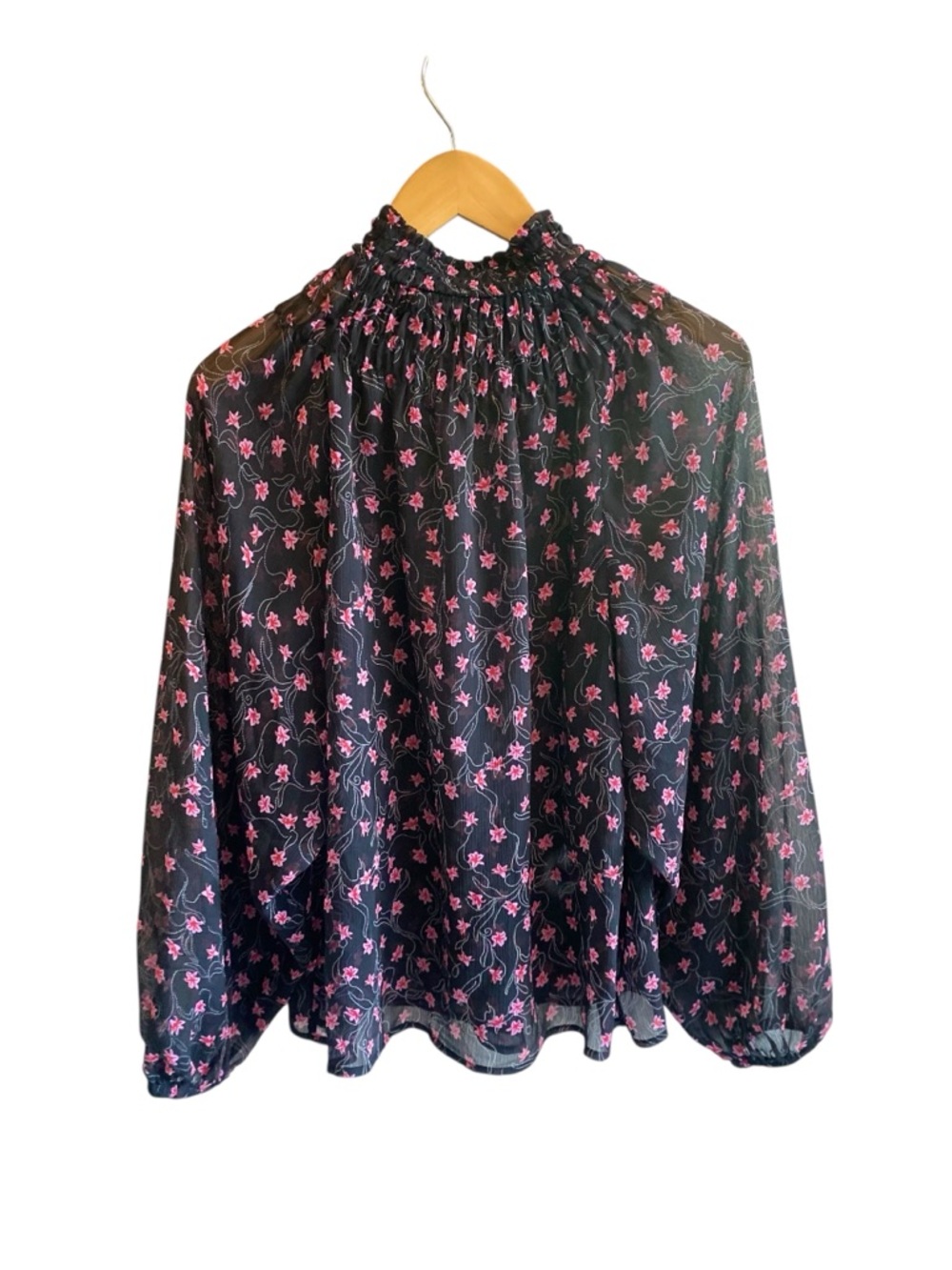 Elizabeth & James Floral Sheer Smocked Top size M - Picture 4 of 6
